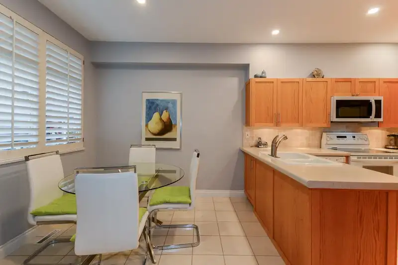 33 6100 WOODWARDS ROAD - photo 4 of 40