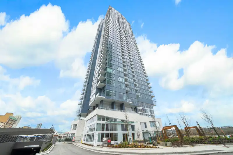 #1006 660 QUAYSIDE DRIVE - photo 1 of 28