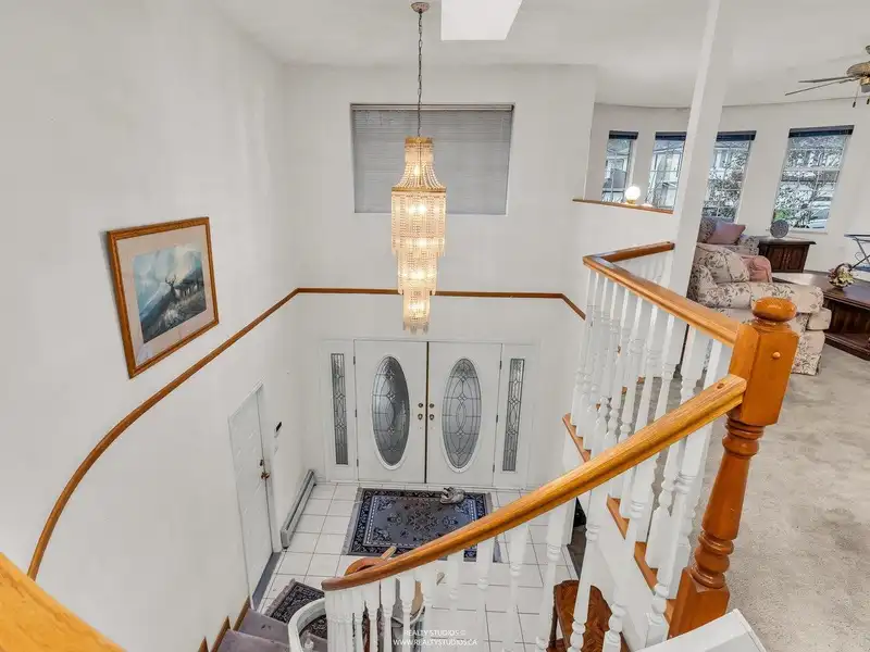 11923 98A AVENUE - photo 3 of 38