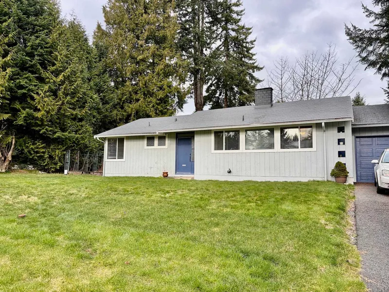 1876 BEAULYNN PLACE - photo 3 of 20