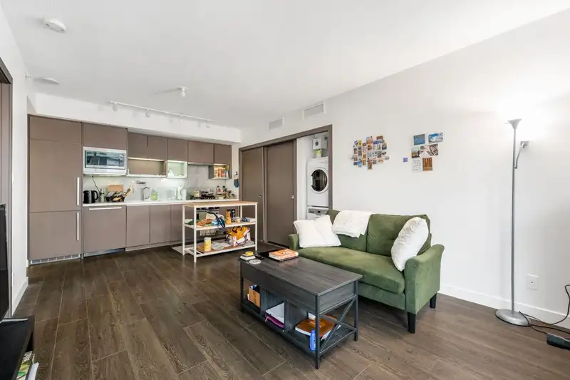 1517 68 SMITHE STREET - photo 3 of 24