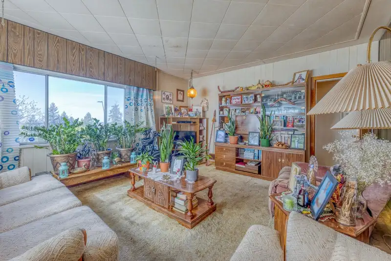 2323 DUBLIN STREET - photo 3 of 13