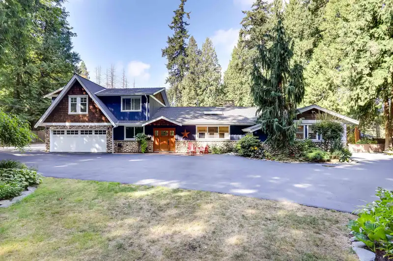 14084 GREENCREST DRIVE - photo 1 of 40