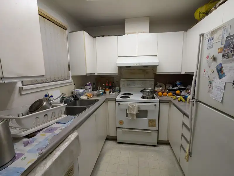 101 2533 PENTICTON STREET - photo 3 of 7