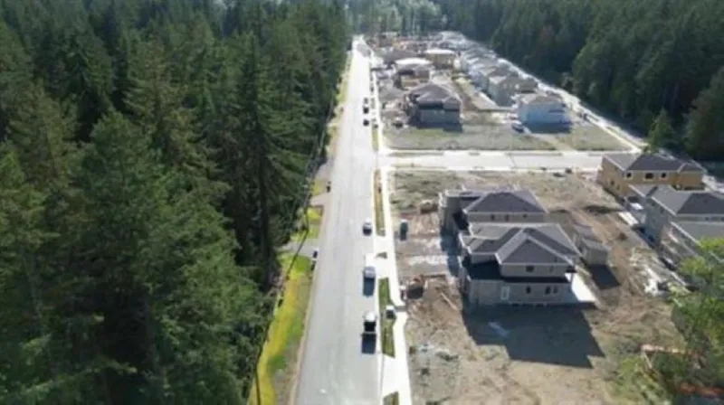 20210 27 AVENUE - photo 1 of 25