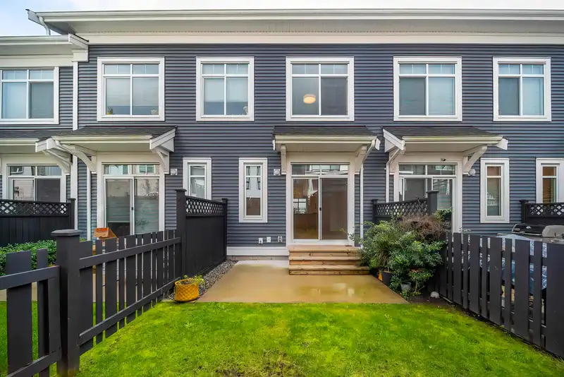 105 1225 MITCHELL STREET - photo 3 of 37