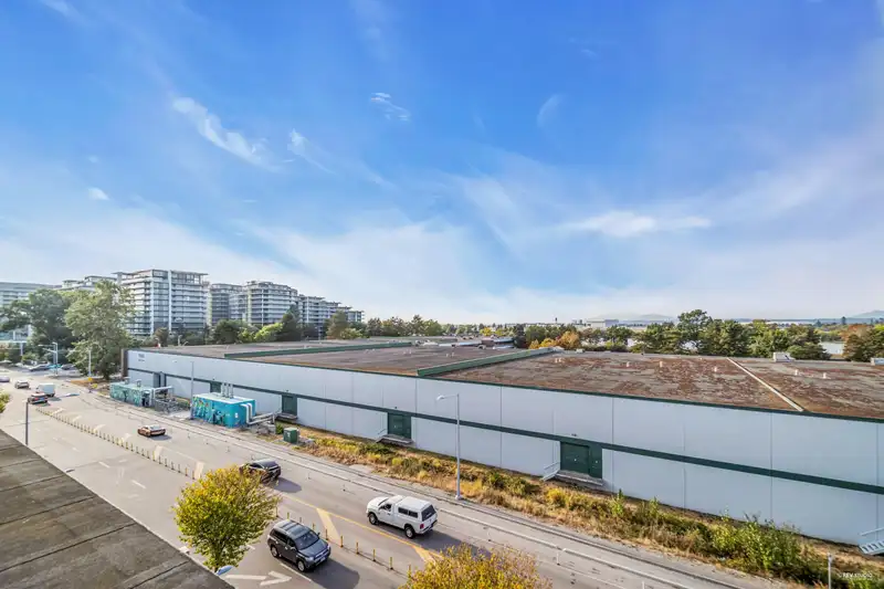 603 7008 RIVER PARKWAY - photo 1 of 17