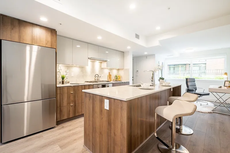 5 8428 PARK ROAD - photo 2 of 25