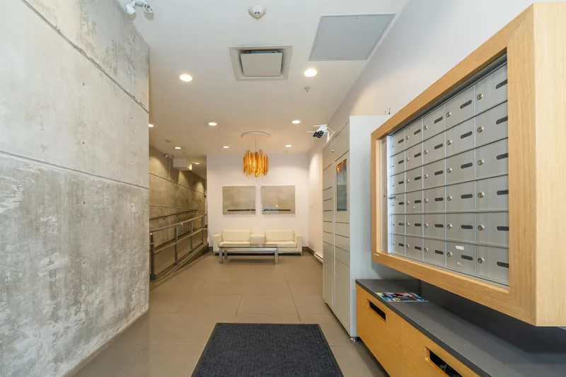 311 5555 DUNBAR STREET - photo 2 of 16