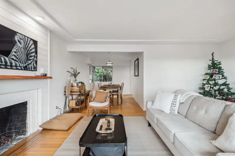 1250 CLOVERLEY STREET - photo 4 of 39