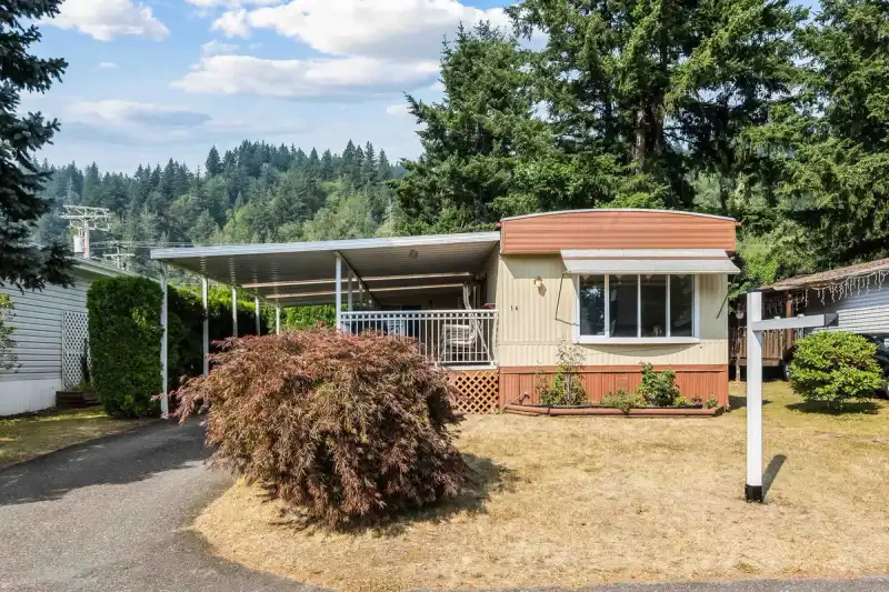 14 46484 CHILLIWACK LAKE ROAD - photo 1 of 35