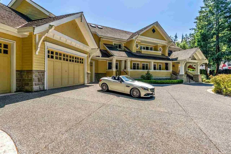 13356 26 AVENUE - photo 3 of 25