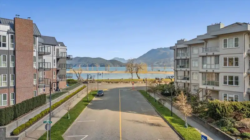 302 410 ESPLANADE AVENUE - photo 3 of 30