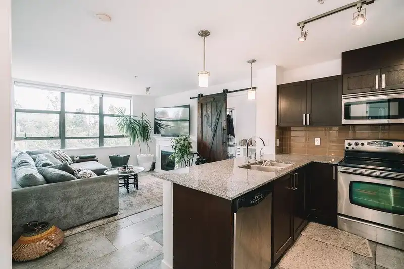 306 306 SIXTH STREET - photo 1 of 26