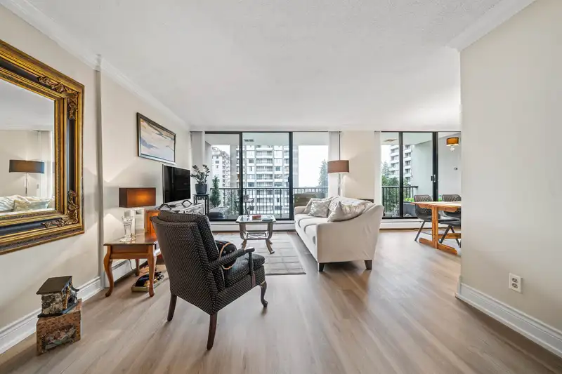 502 710 SEVENTH AVENUE - photo 3 of 25