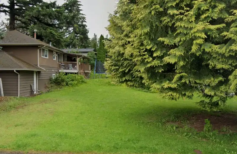 2855 BABICH STREET - photo 2 of 10