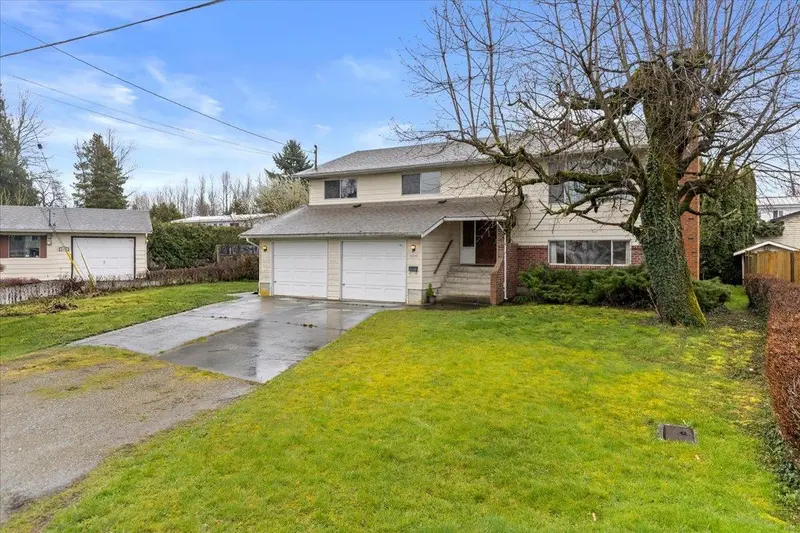 45240 TRUTCH AVENUE - photo 3 of 25