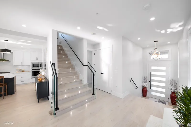 23262 137 AVENUE - photo 3 of 25