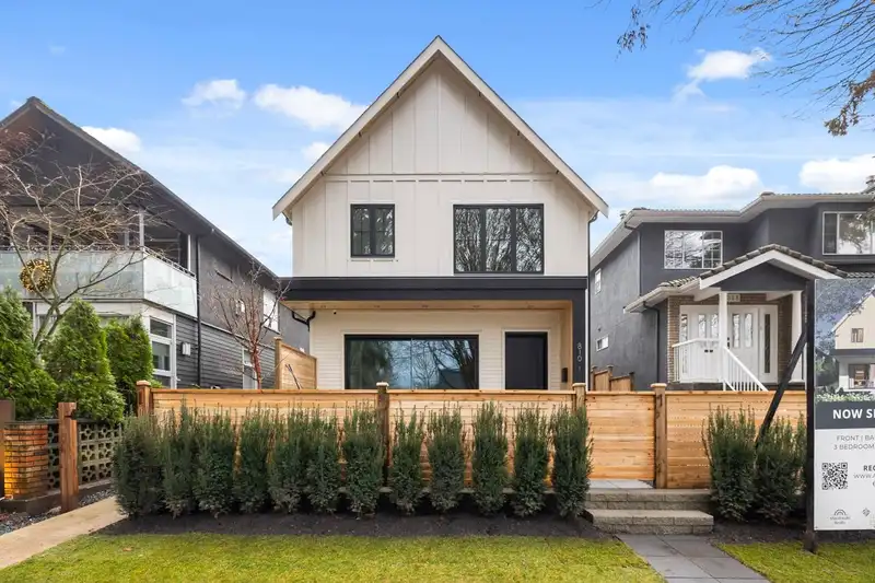 1 810 E 22ND AVENUE - photo 2 of 32