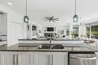 10639 249 STREET - thumbnail 19