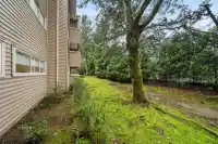 105 932 ROBINSON STREET - thumbnail 21