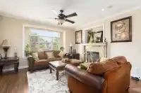 36 E 54 AVENUE - thumbnail 4