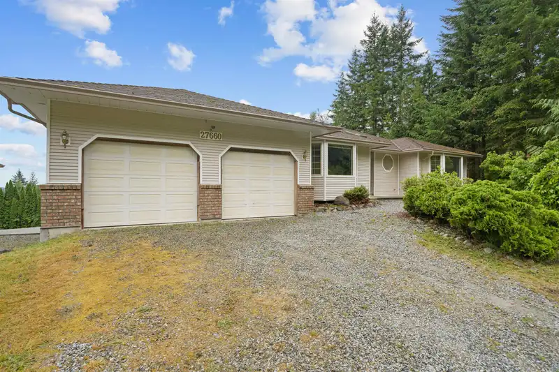 27660 128 AVENUE - photo 2 of 39