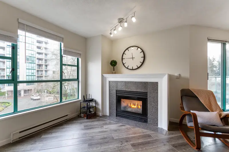 401E 3081 GLEN DRIVE - photo 2 of 24