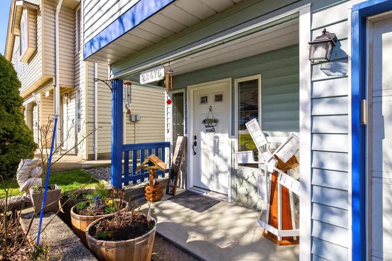 22475 STRENG AVENUE - photo 3 of 25