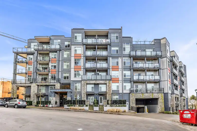 305 11077 RAVINE ROAD - photo 1 of 27