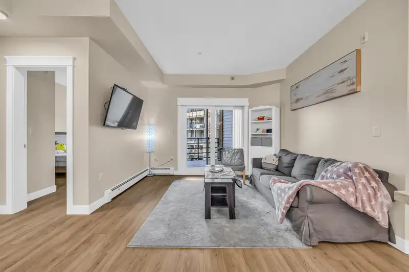 305 11077 RAVINE ROAD - photo 4 of 27