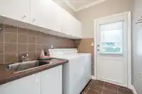 2278 137 STREET - thumbnail 17