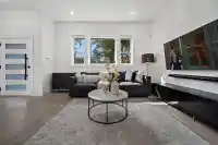 1131 E 23RD AVENUE - thumbnail 3