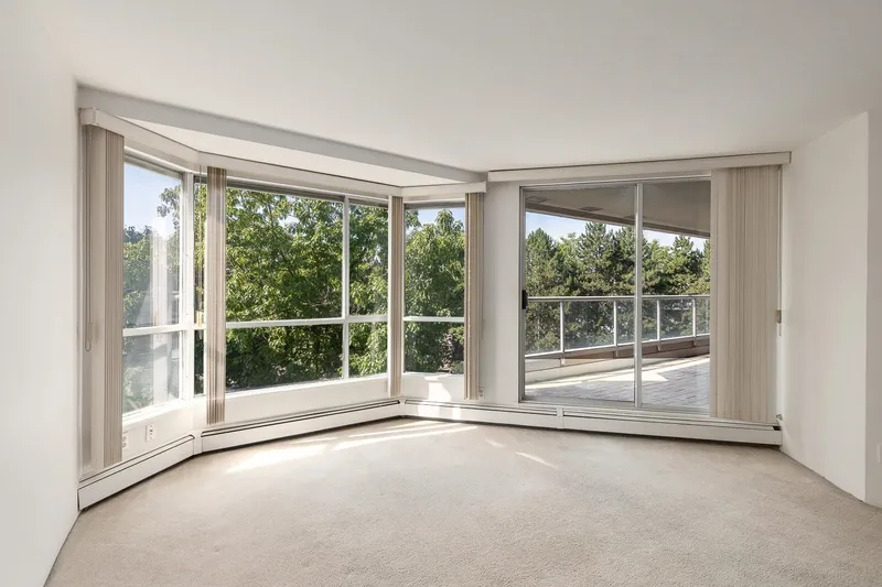 601 518 MOBERLY ROAD - photo 4 of 23