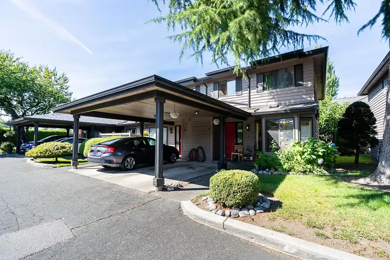 9 10111 GILBERT ROAD - photo 1 of 14
