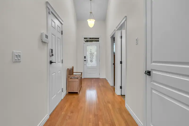 6 2842 WHATCOM ROAD - photo 4 of 39