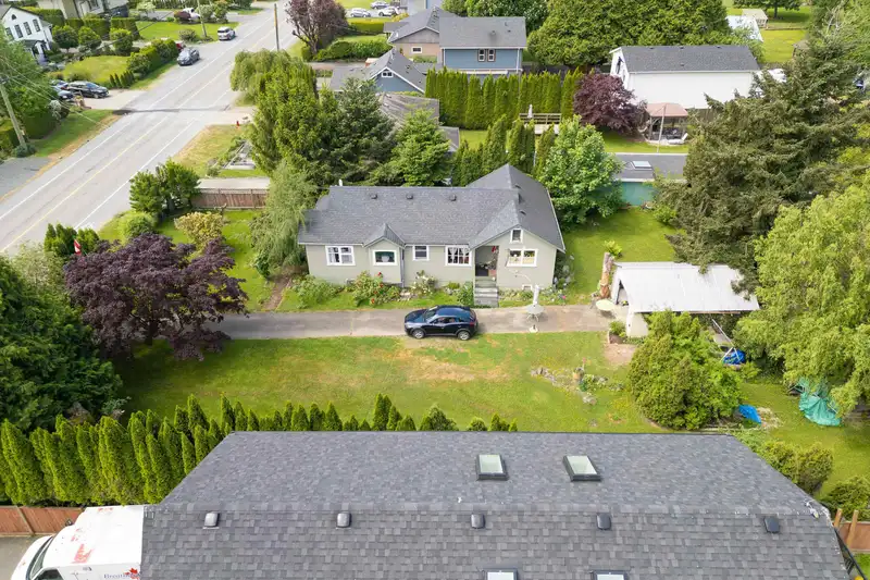 41793 YARROW CENTRAL ROAD - photo 4 of 34