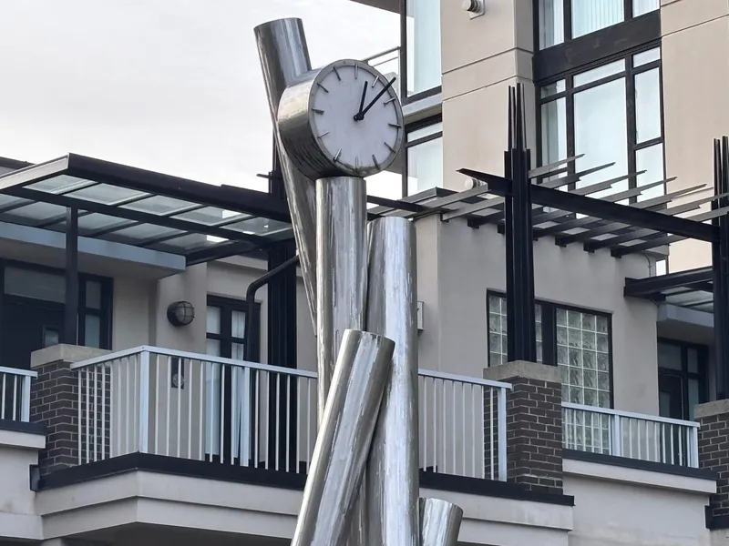 902 175 W 1ST STREET - photo 1 of 25