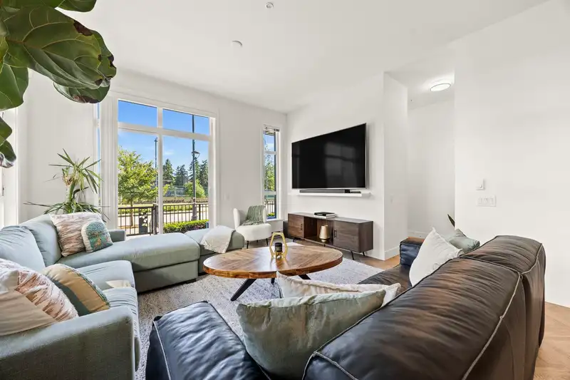 117 13993 105 BOULEVARD - photo 1 of 27