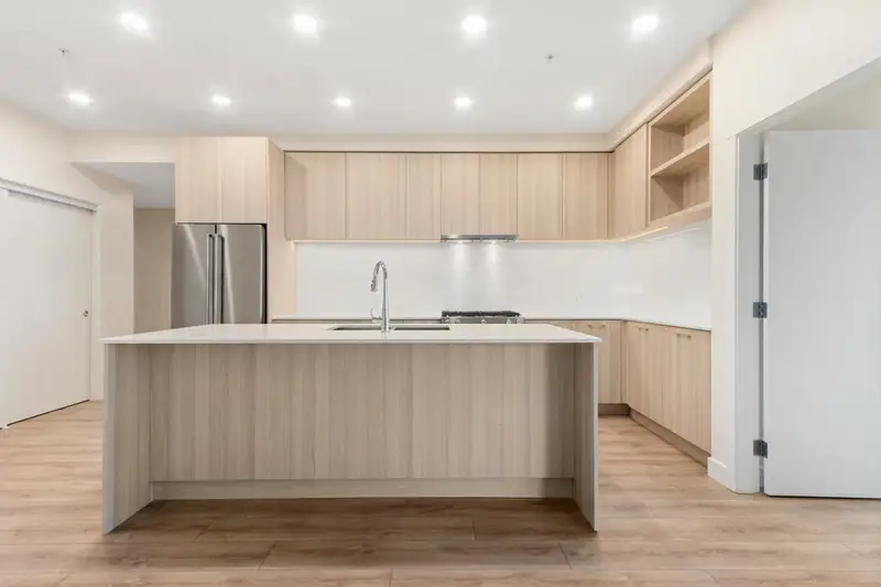 214 721 ANSKAR COURT - photo 4 of 25