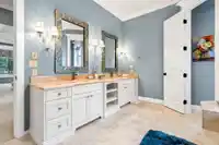 1688 134B STREET - thumbnail 17