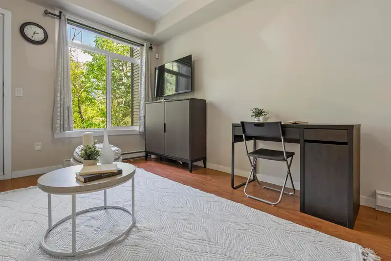305 13277 108 AVENUE - photo 3 of 20