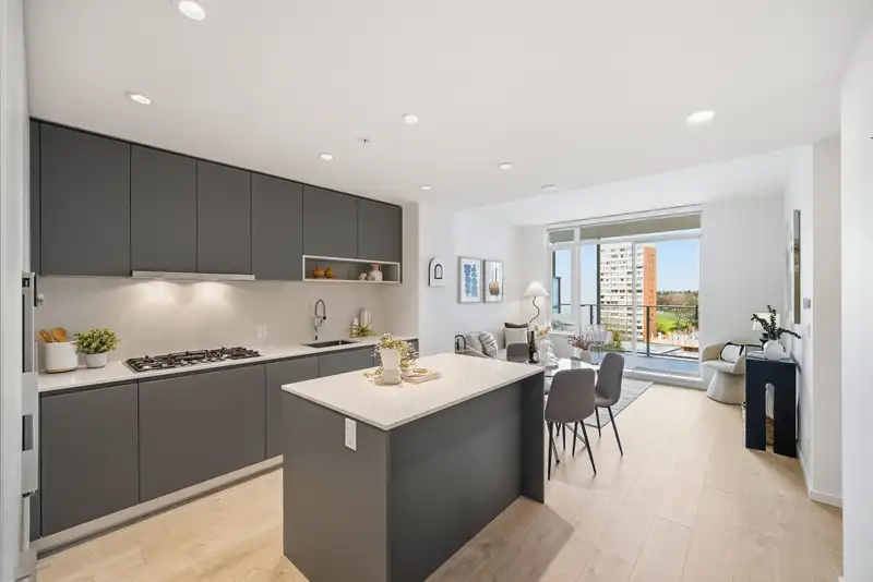 804 6200 MINORU BOULEVARD - photo 3 of 23