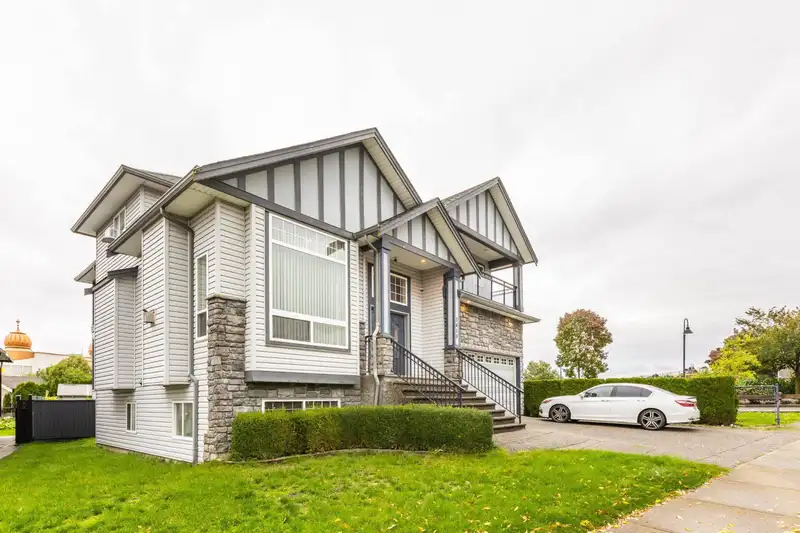 3415 NIGHTINGALE DRIVE - photo 3 of 40
