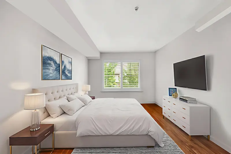 307 1969 WESTMINSTER AVENUE - photo 1 of 25