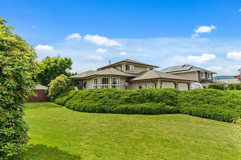 1535 CANTERBURY DRIVE - photo 1 of 1