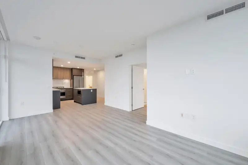 3208 8551 201 STREET - photo 3 of 19