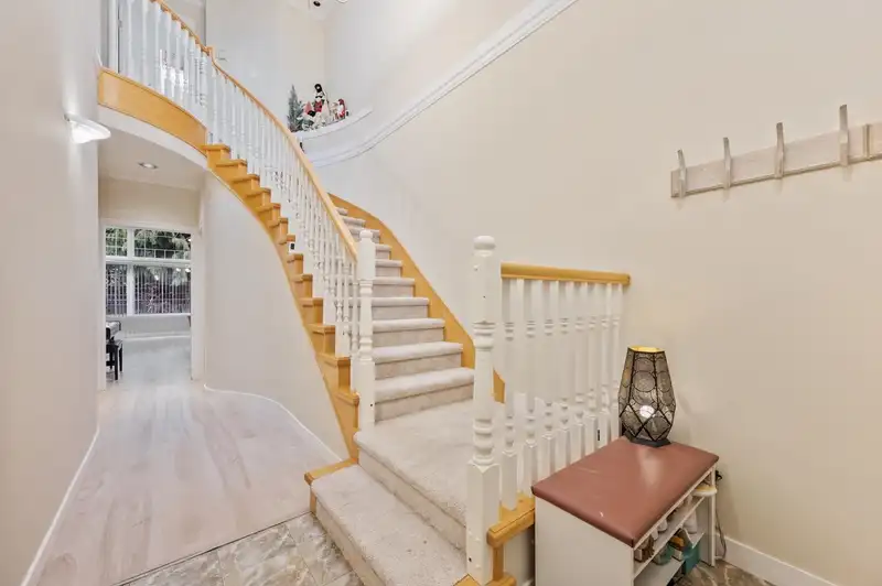31 7600 BLUNDELL ROAD - photo 4 of 24