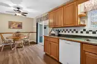 21149 GLENWOOD AVENUE - thumbnail 9
