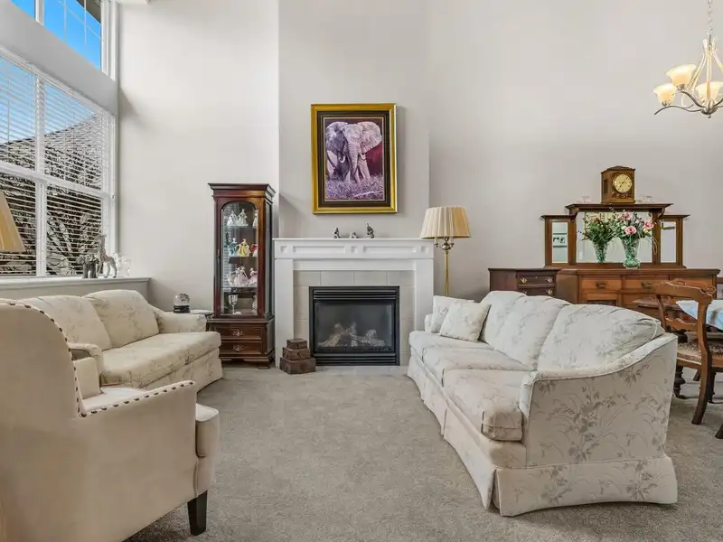 17 16995 64 AVENUE - photo 4 of 36
